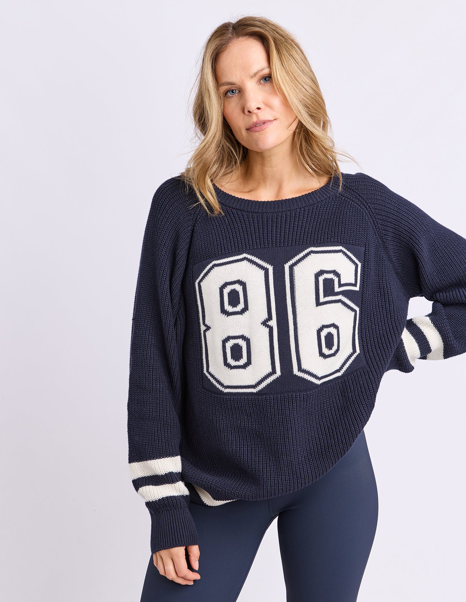 86 Fisherman Knit Navy - Image 2