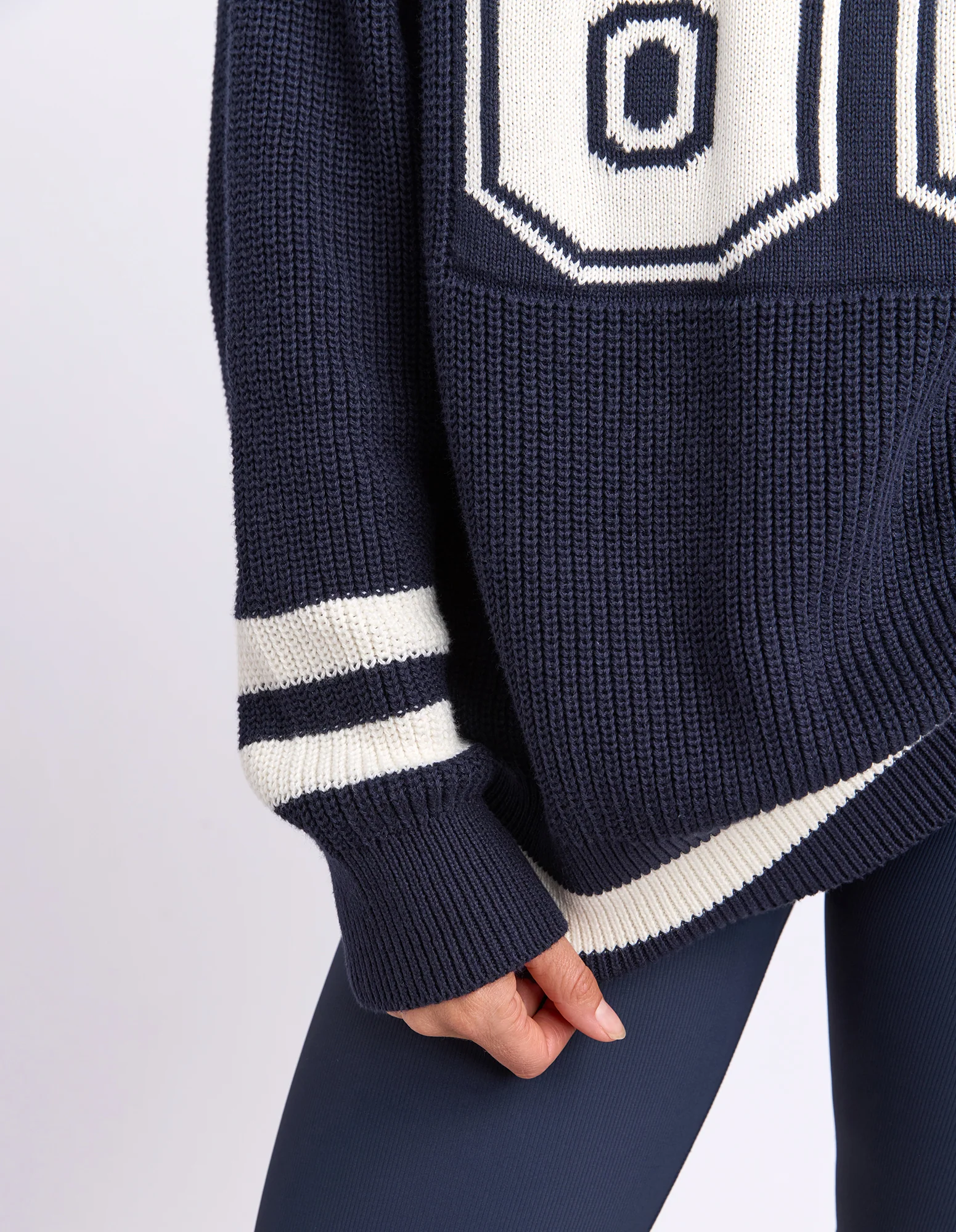 86 Fisherman Knit Navy - Image 6