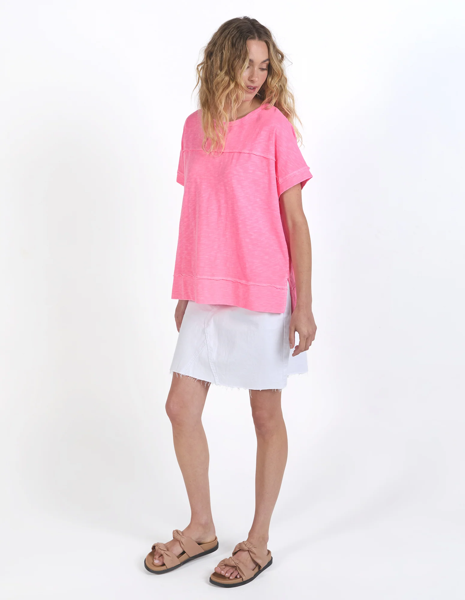Allison Tee Neon Rose - Image 3