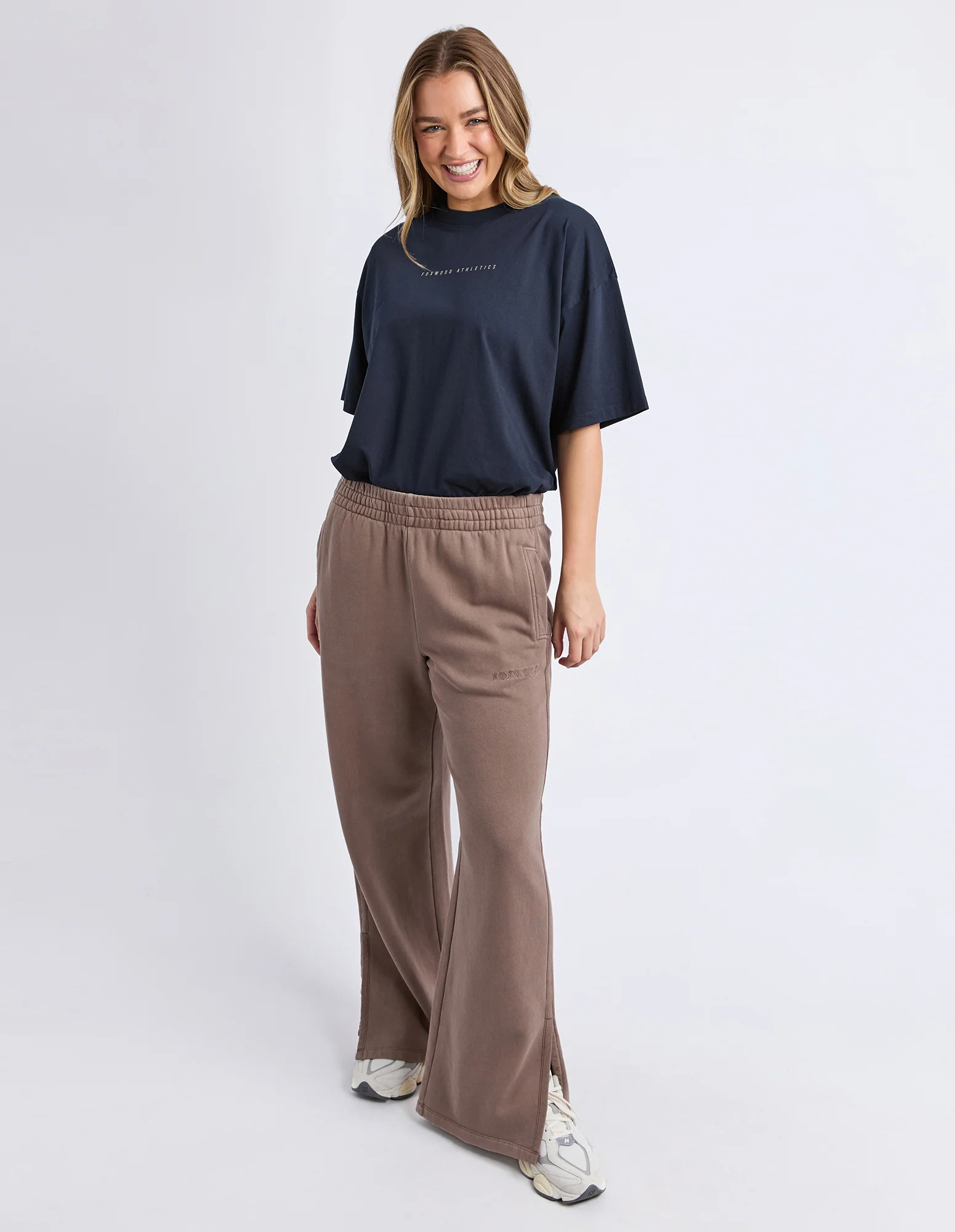 Classic Track Pant Brown - Image 3