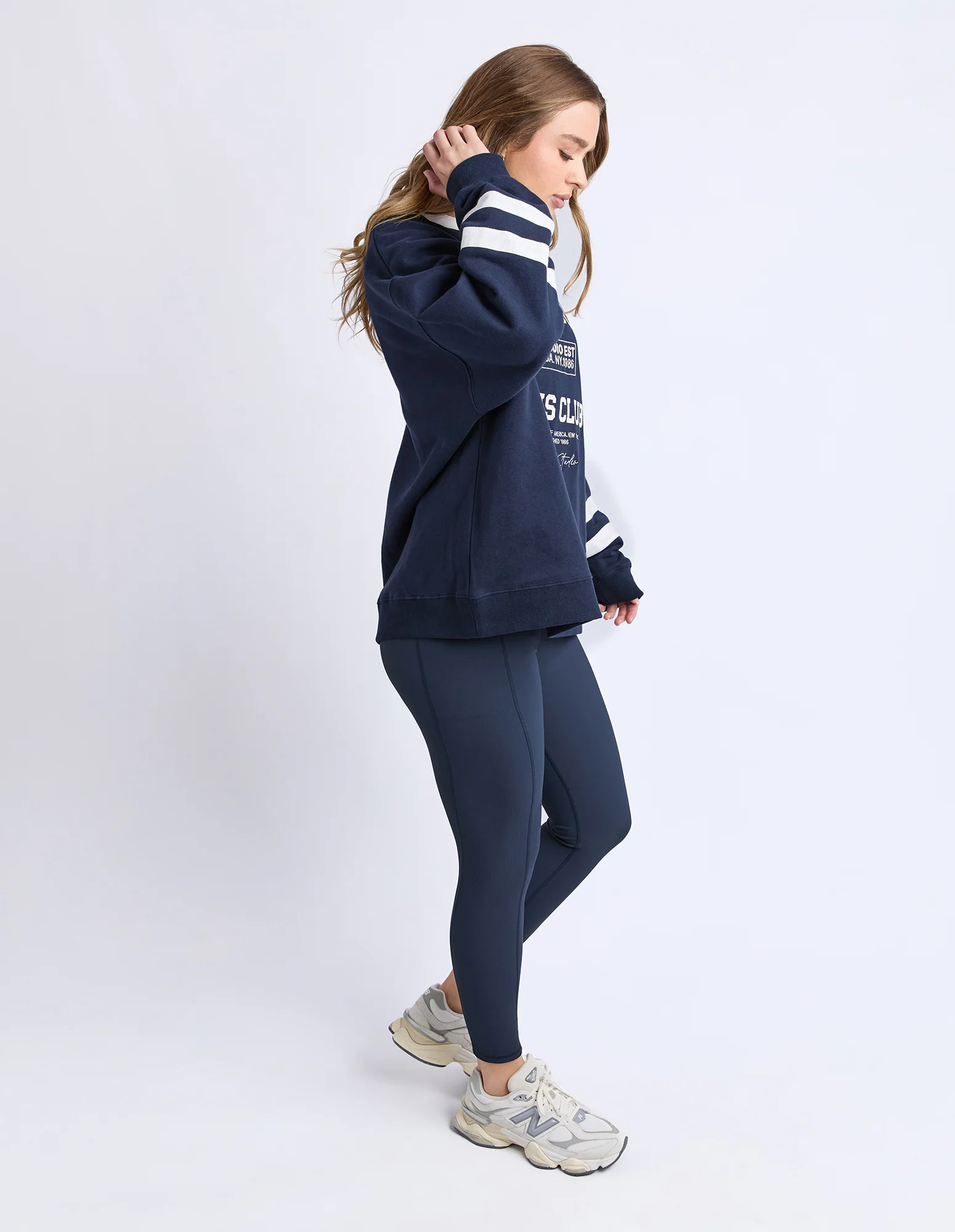 Club Life Oversized Crew Navy/White - Image 7