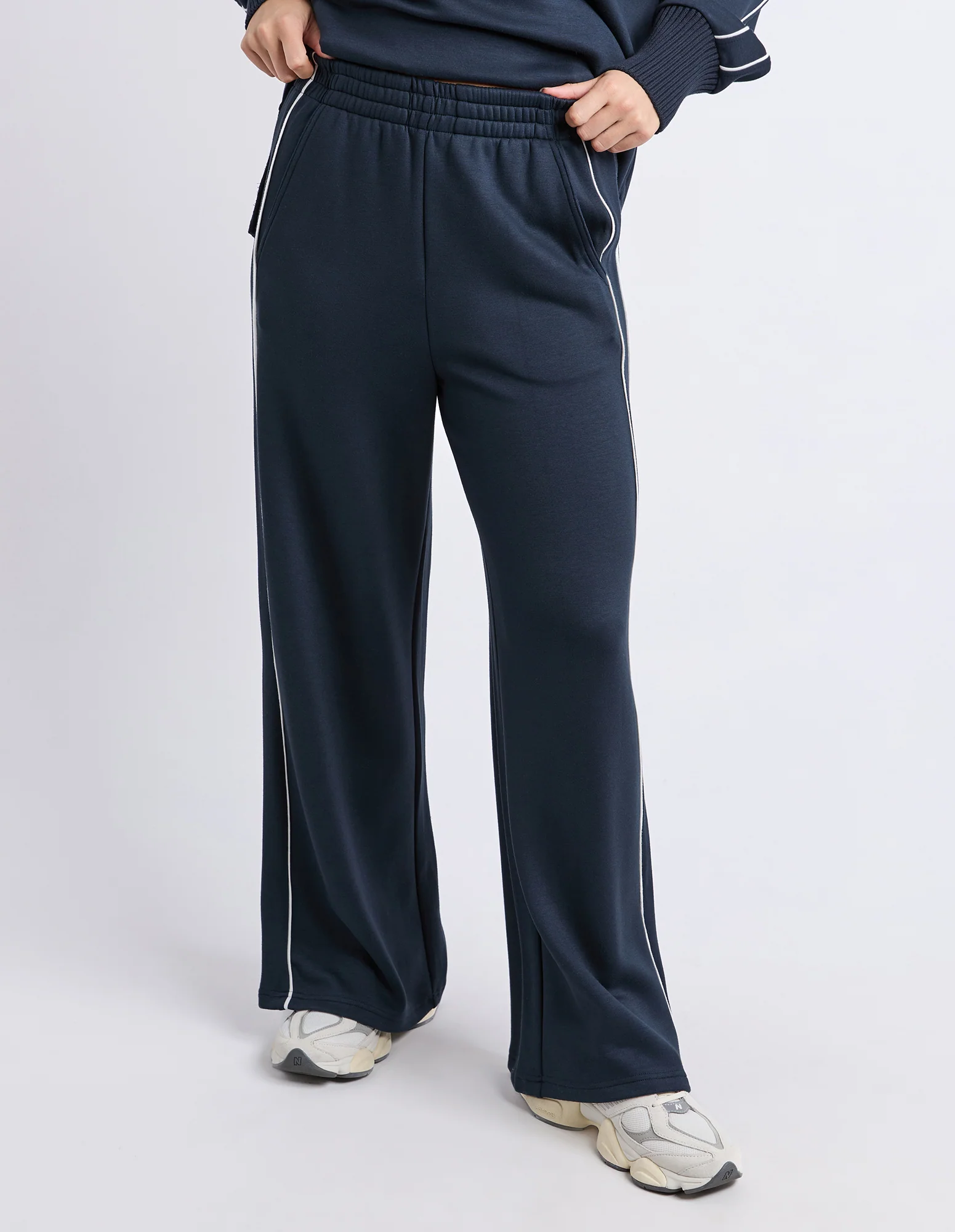 Deluxe Pant Navy - Image 2