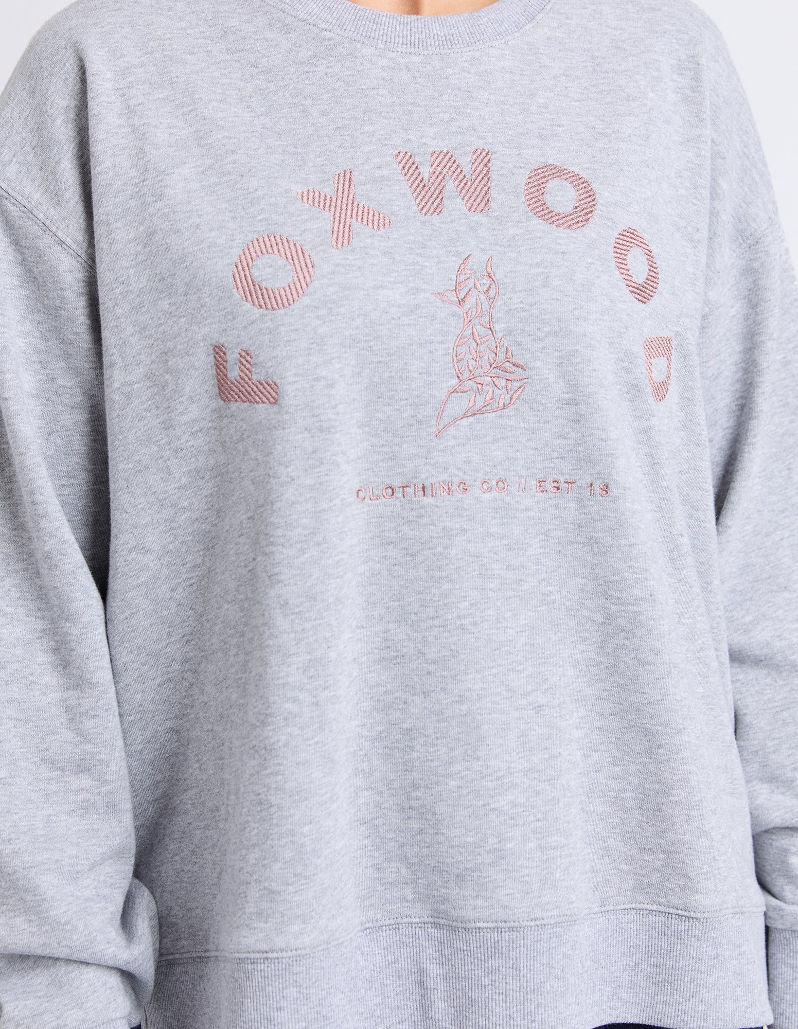 Effortless Contrast Crew Grey Marle - Image 6
