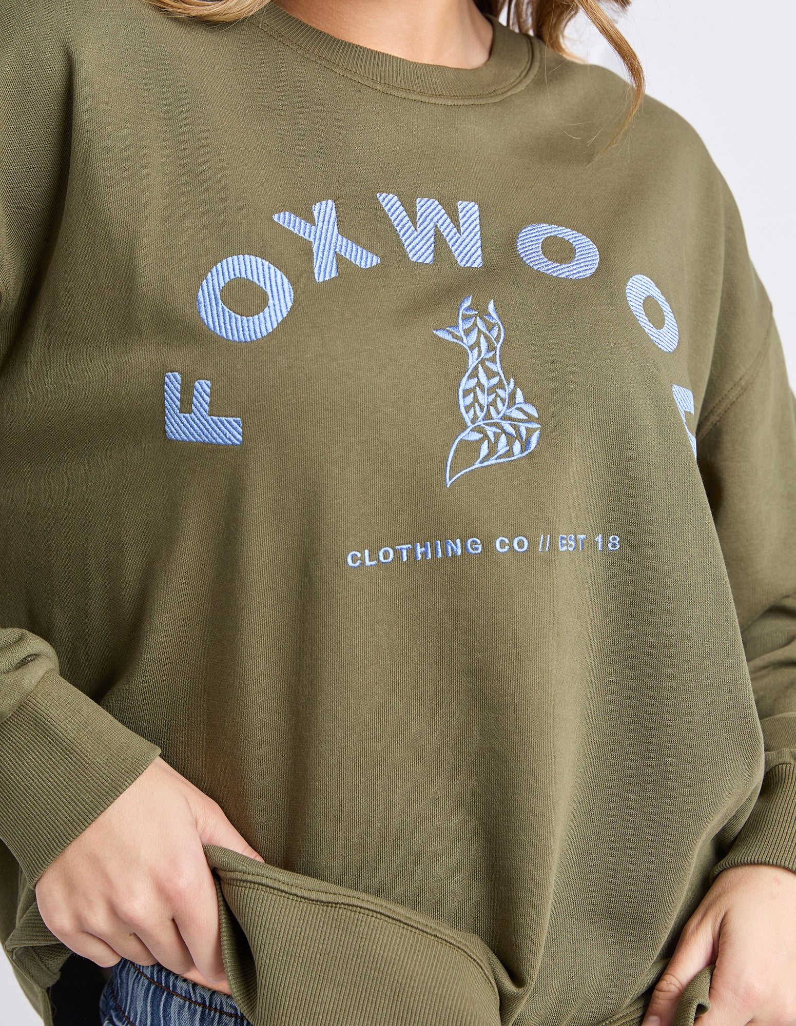 Effortless Contrast Crew Winter Moss - Image 5