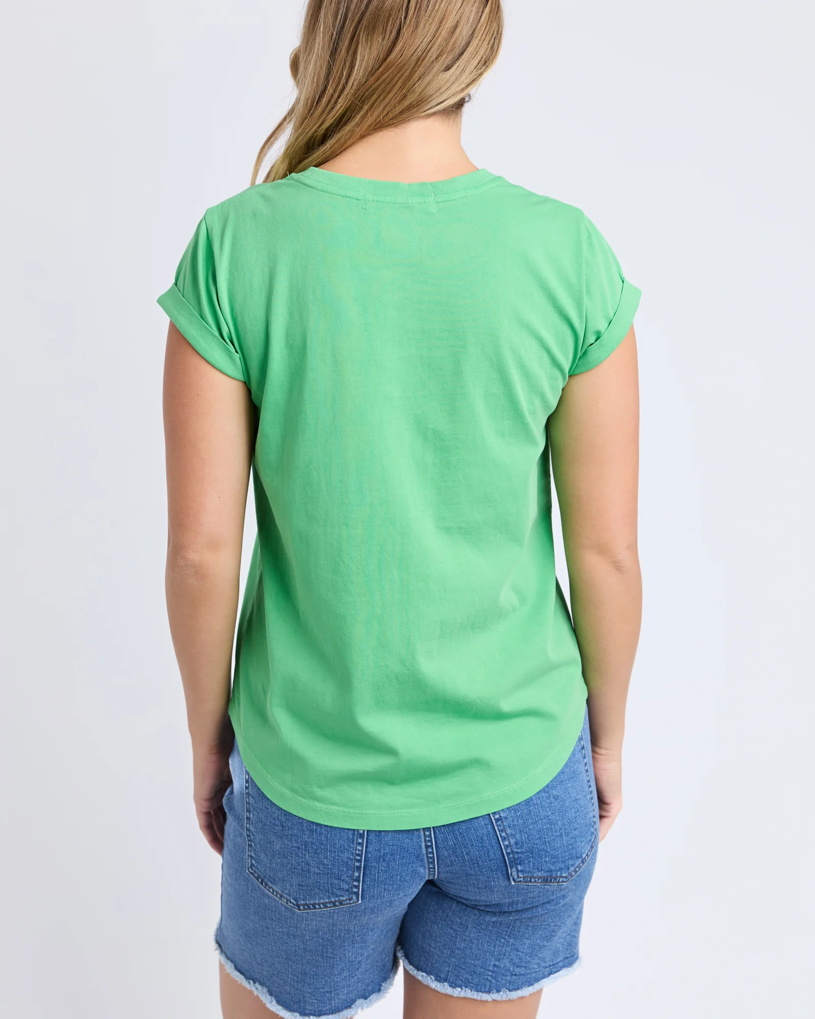 Effortless Tee Irish Green - Image 3