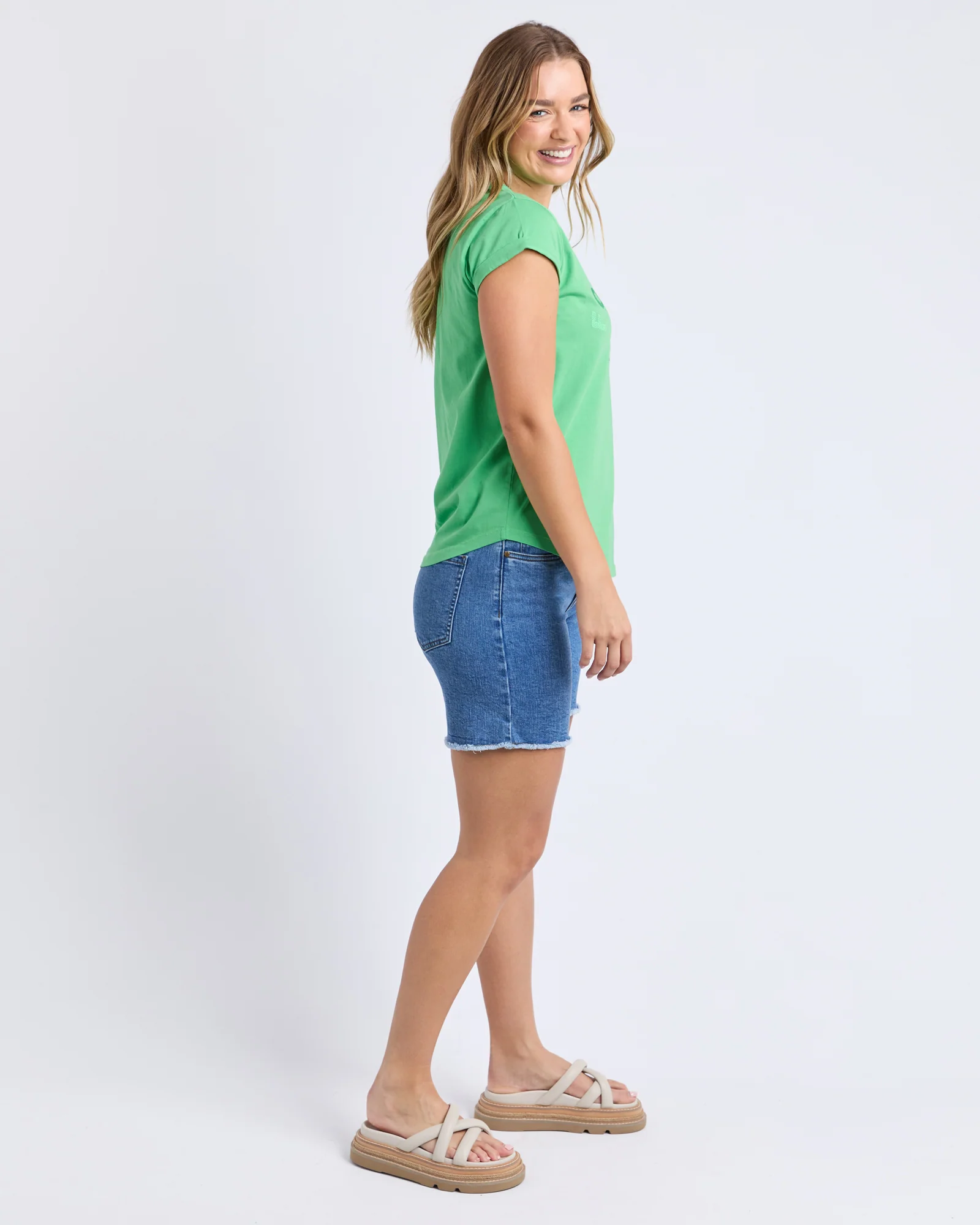 Effortless Tee Irish Green - Image 6