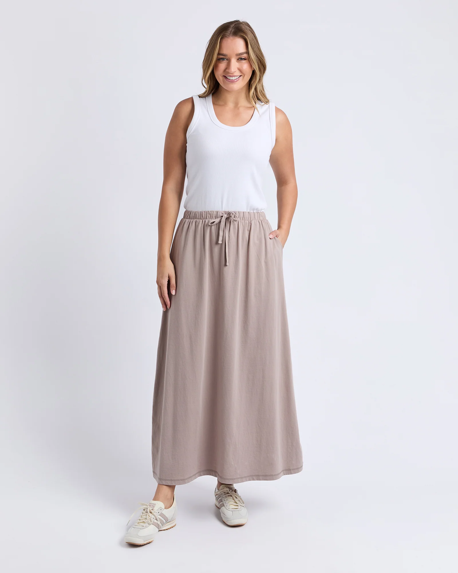 Evolve Skirt Brown - Image 3