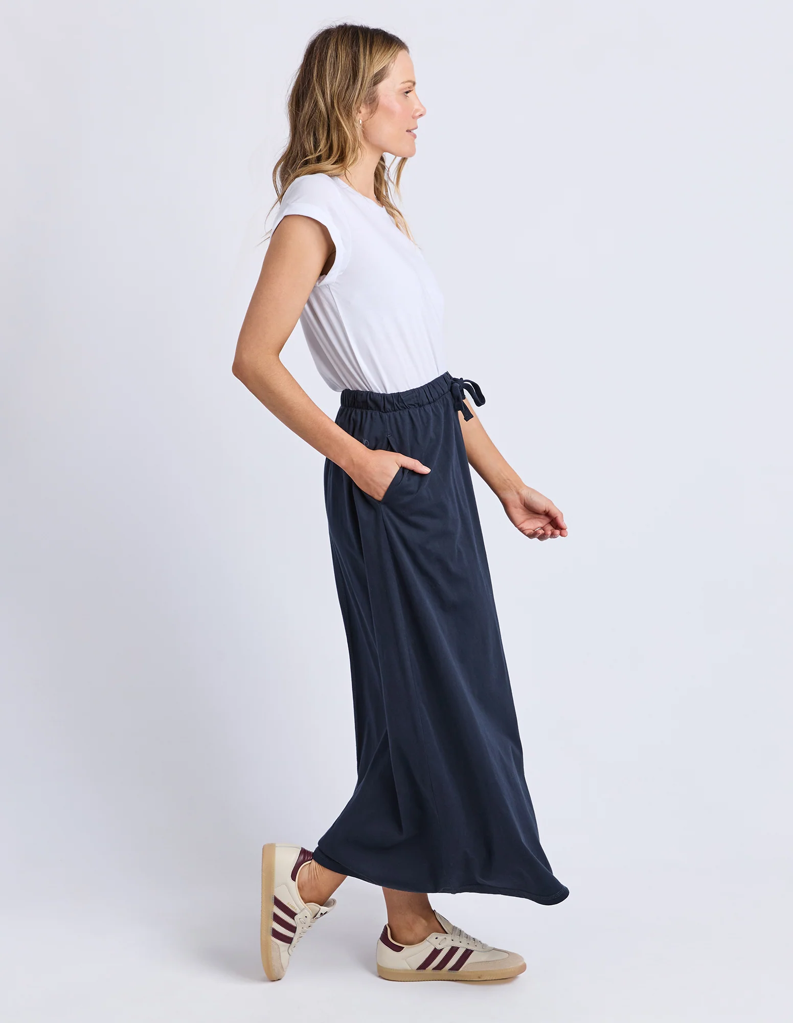 Evolve Skirt Navy - Image 6