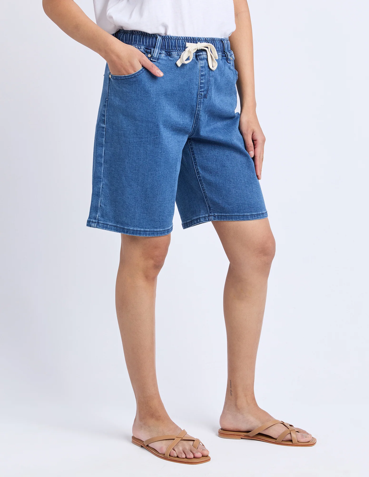Gabby Bermuda Short Dark Blue - Image 4