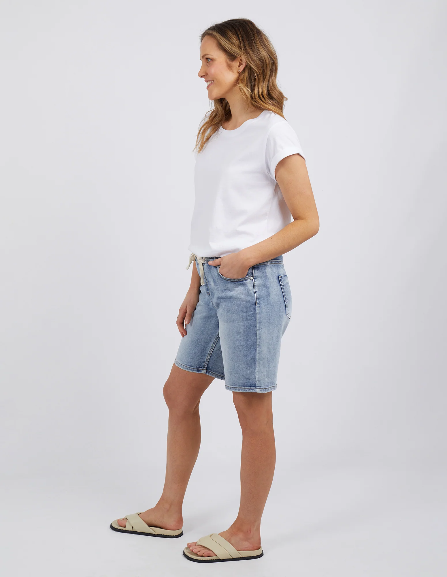Gabby Bermuda Short Mid Blue - Image 6