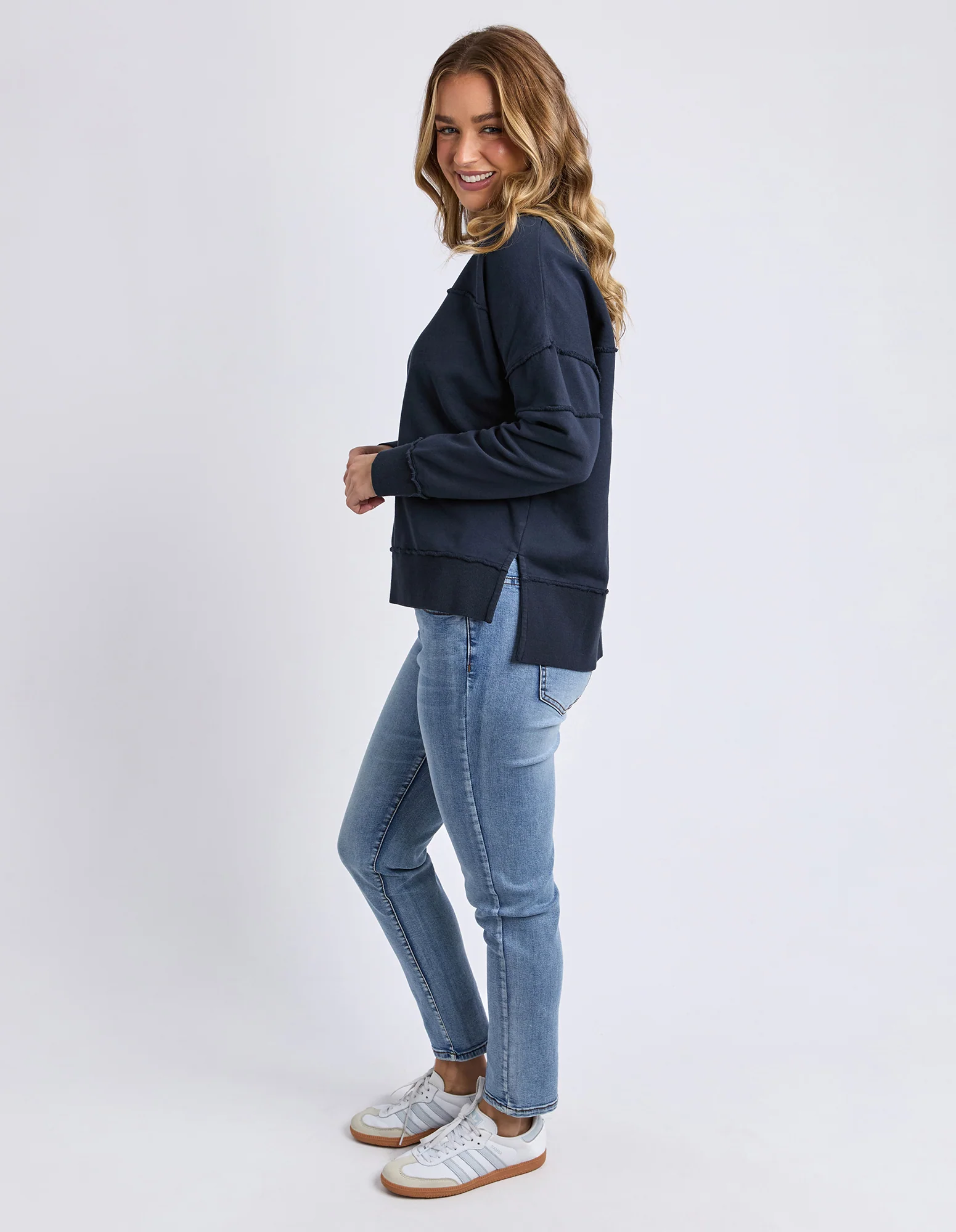Jayne Throw On Fleece Dark Sapphire - Image 6