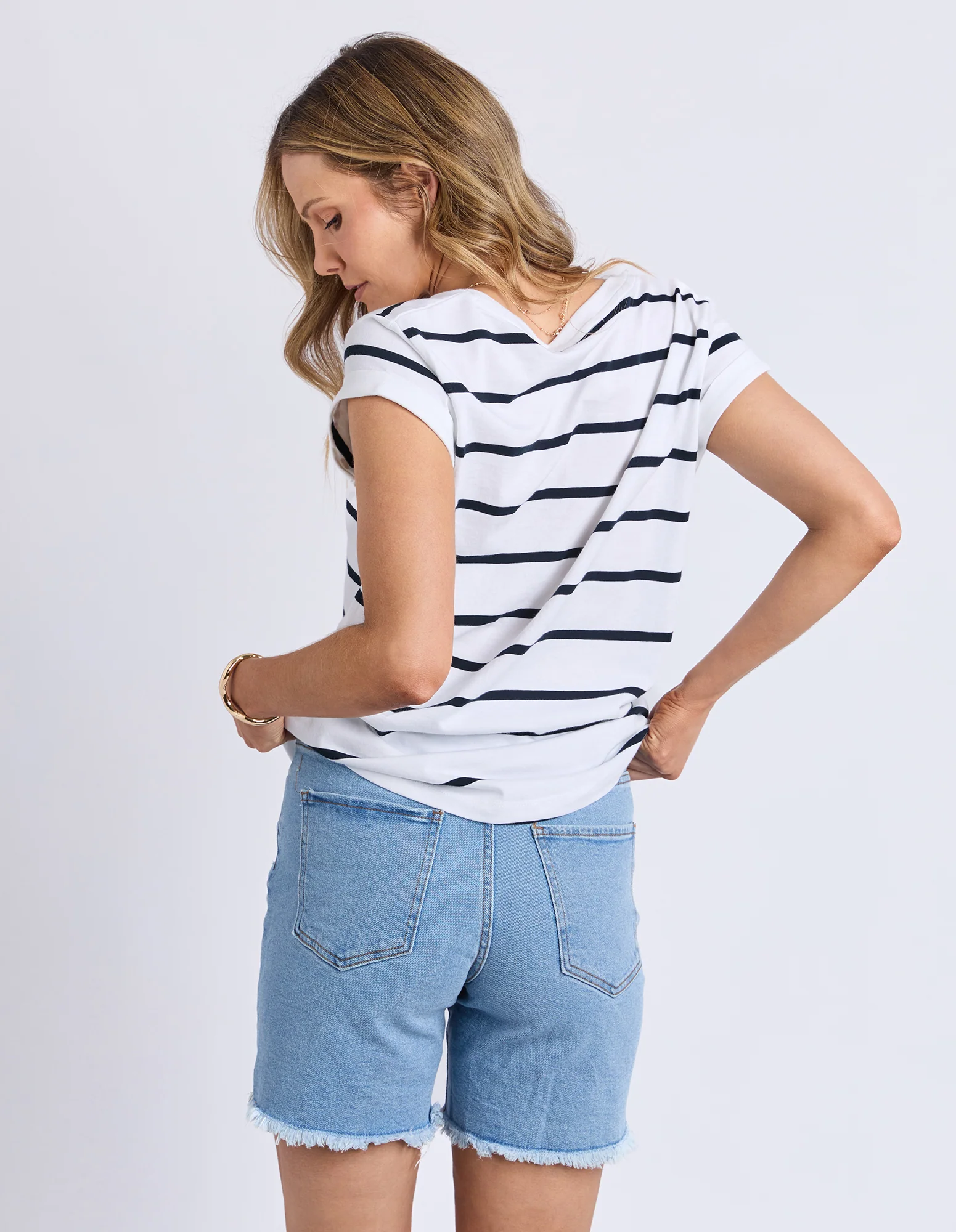 Manly Stripe Vee Tee White/ Navy Stripe - Image 3