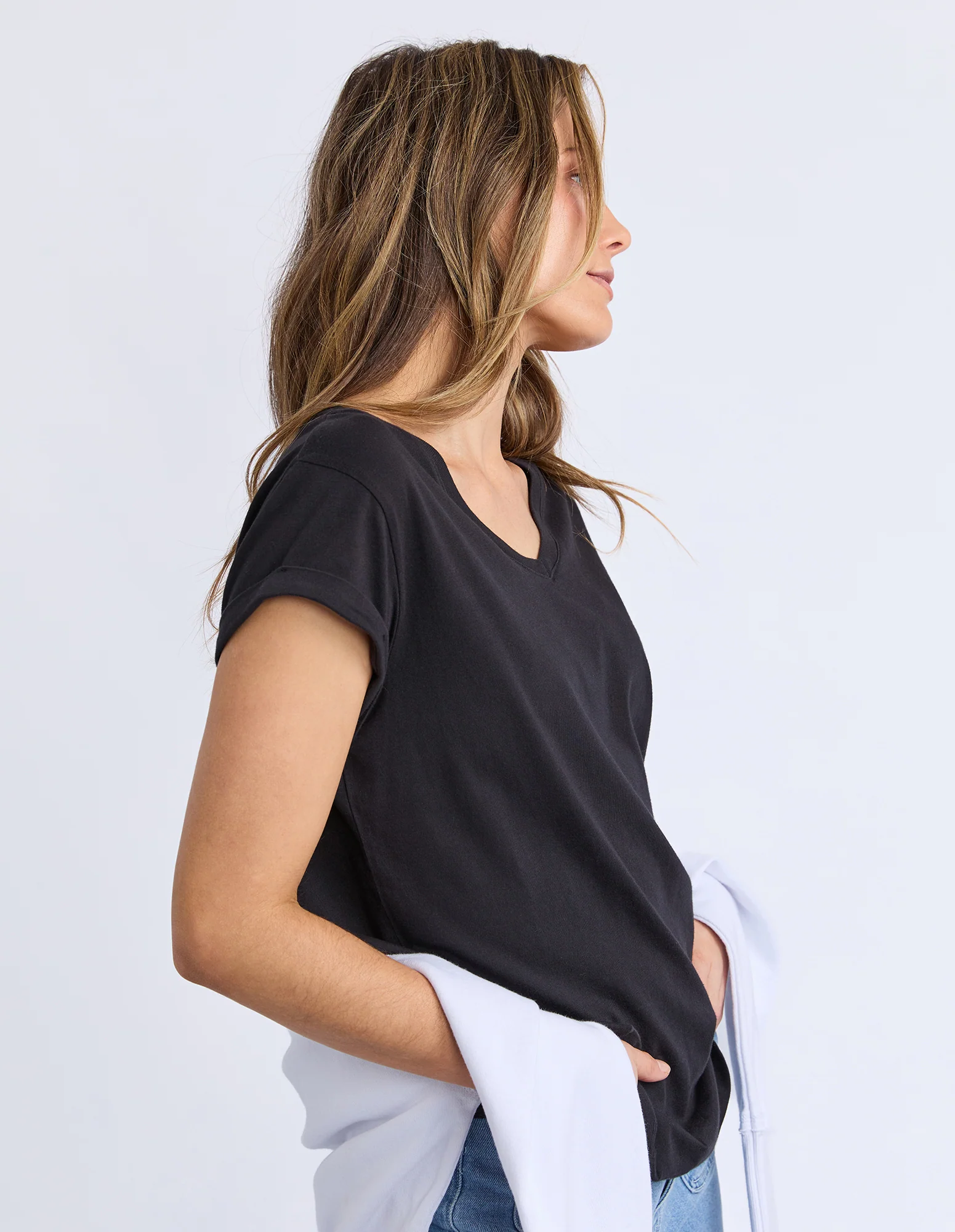 Manly Vee Tee Black - Image 4