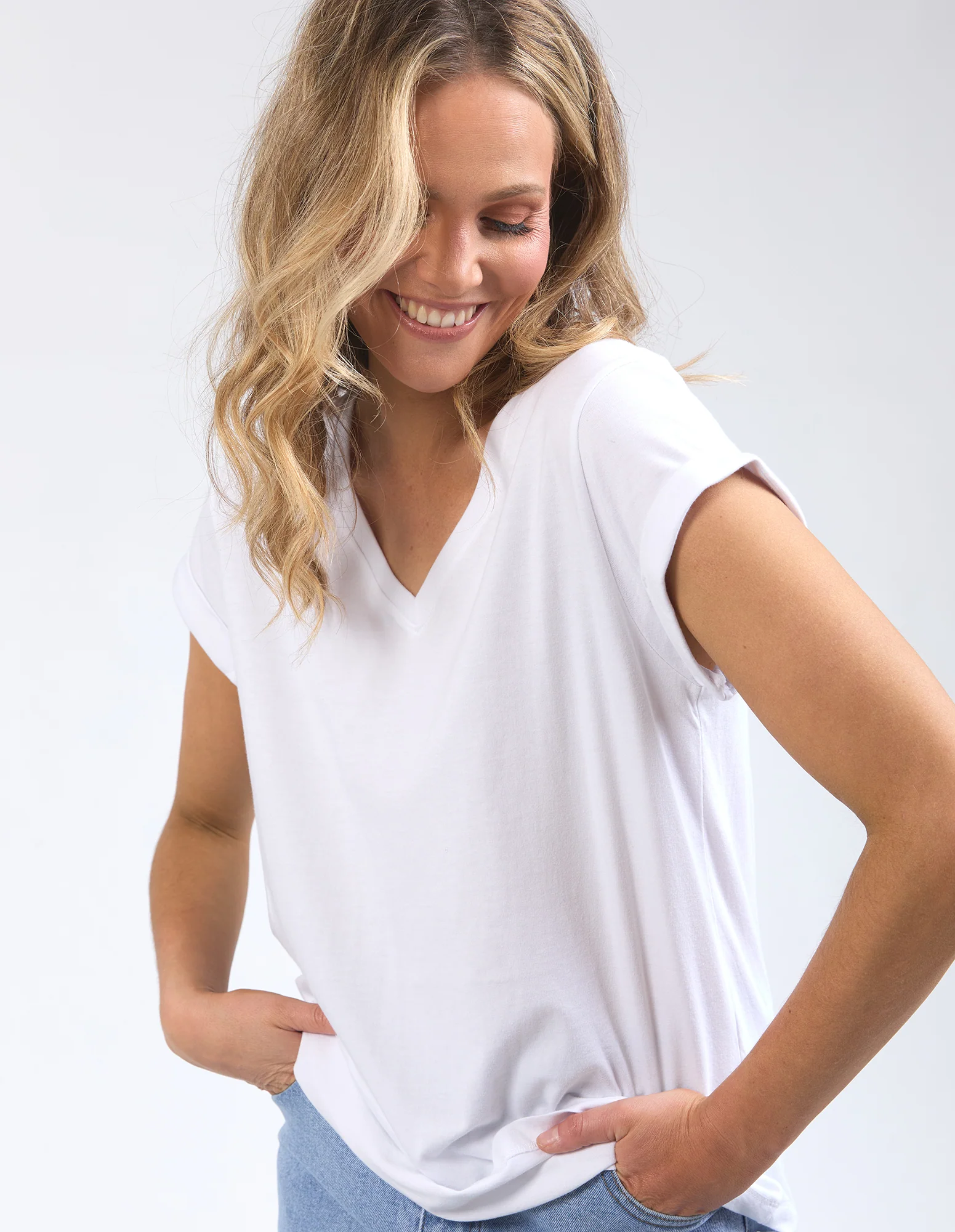 Manly Vee Tee White