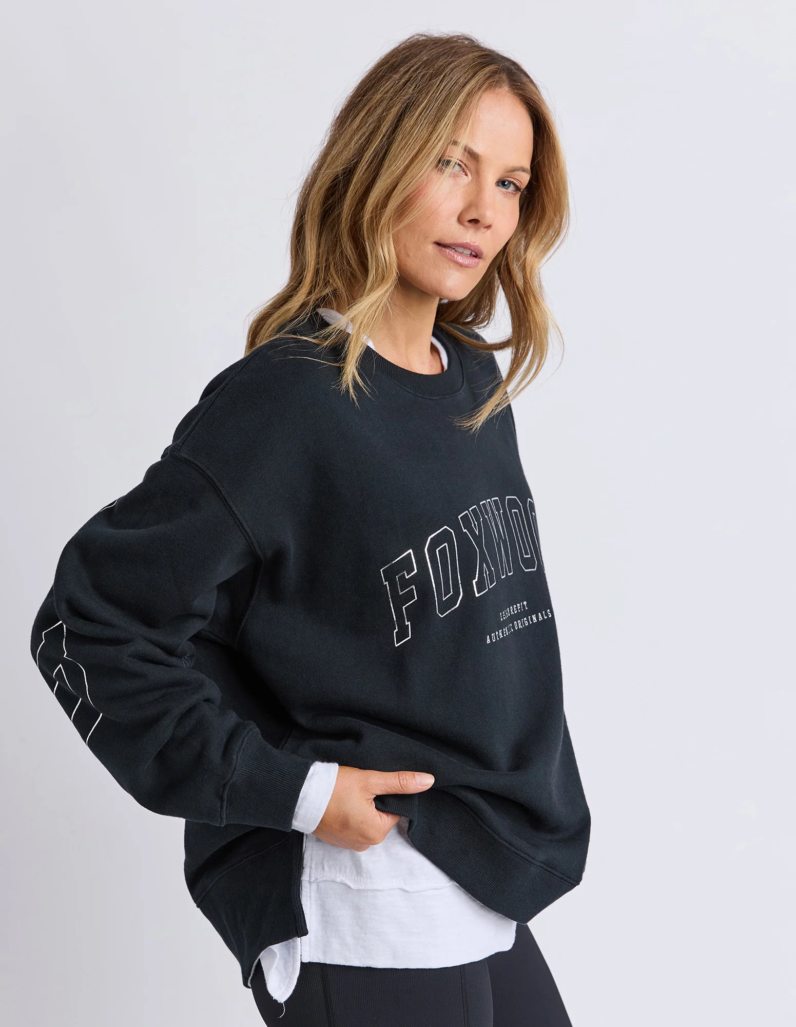 Metallic Interval Crew Black With Silver - Image 4