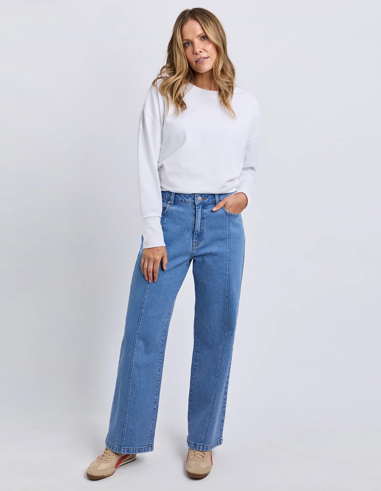 Monty Jean Light Blue - Image 2
