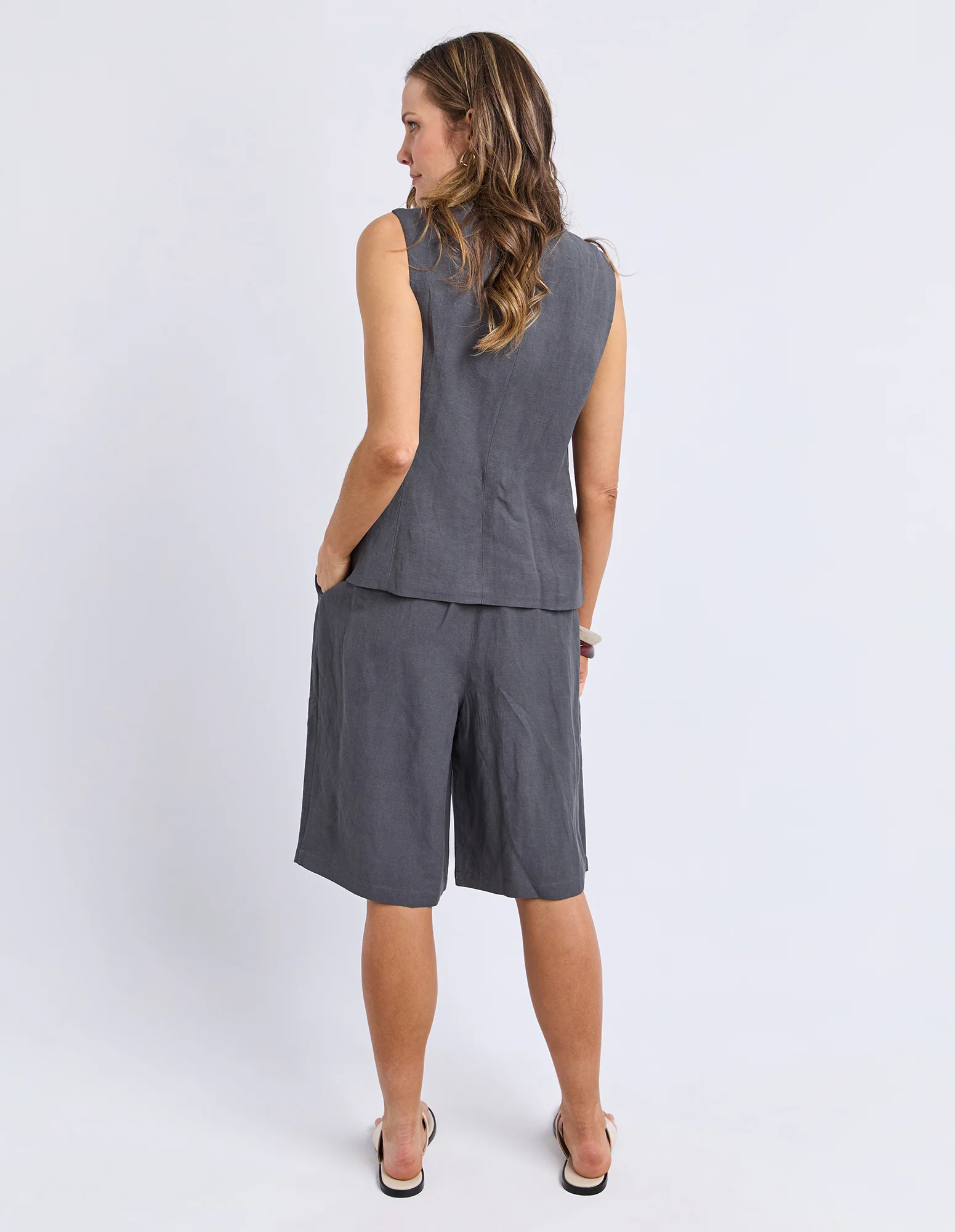 Peyton Vest Charcoal - Image 3
