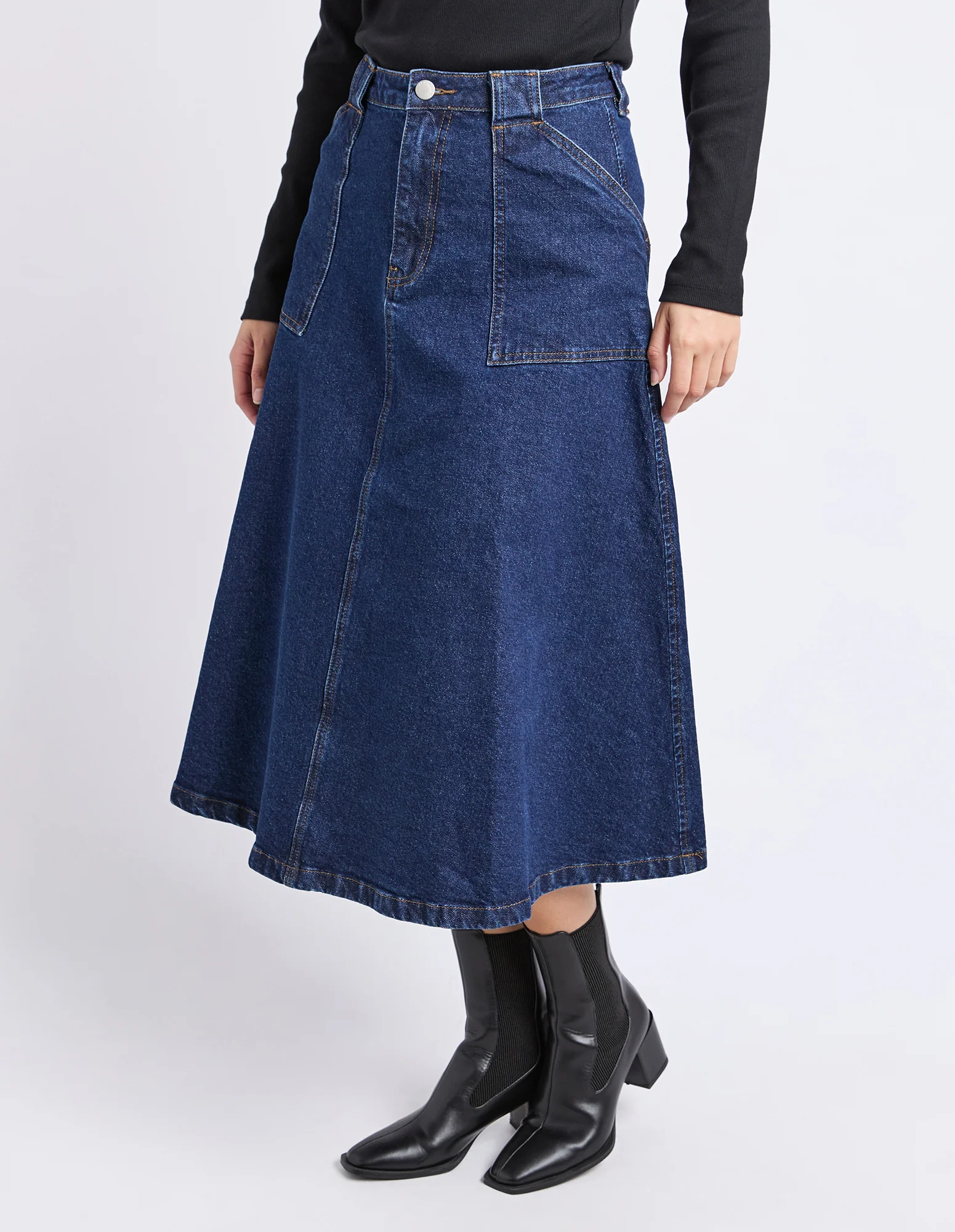 Potter Skirt Indigo - Image 5