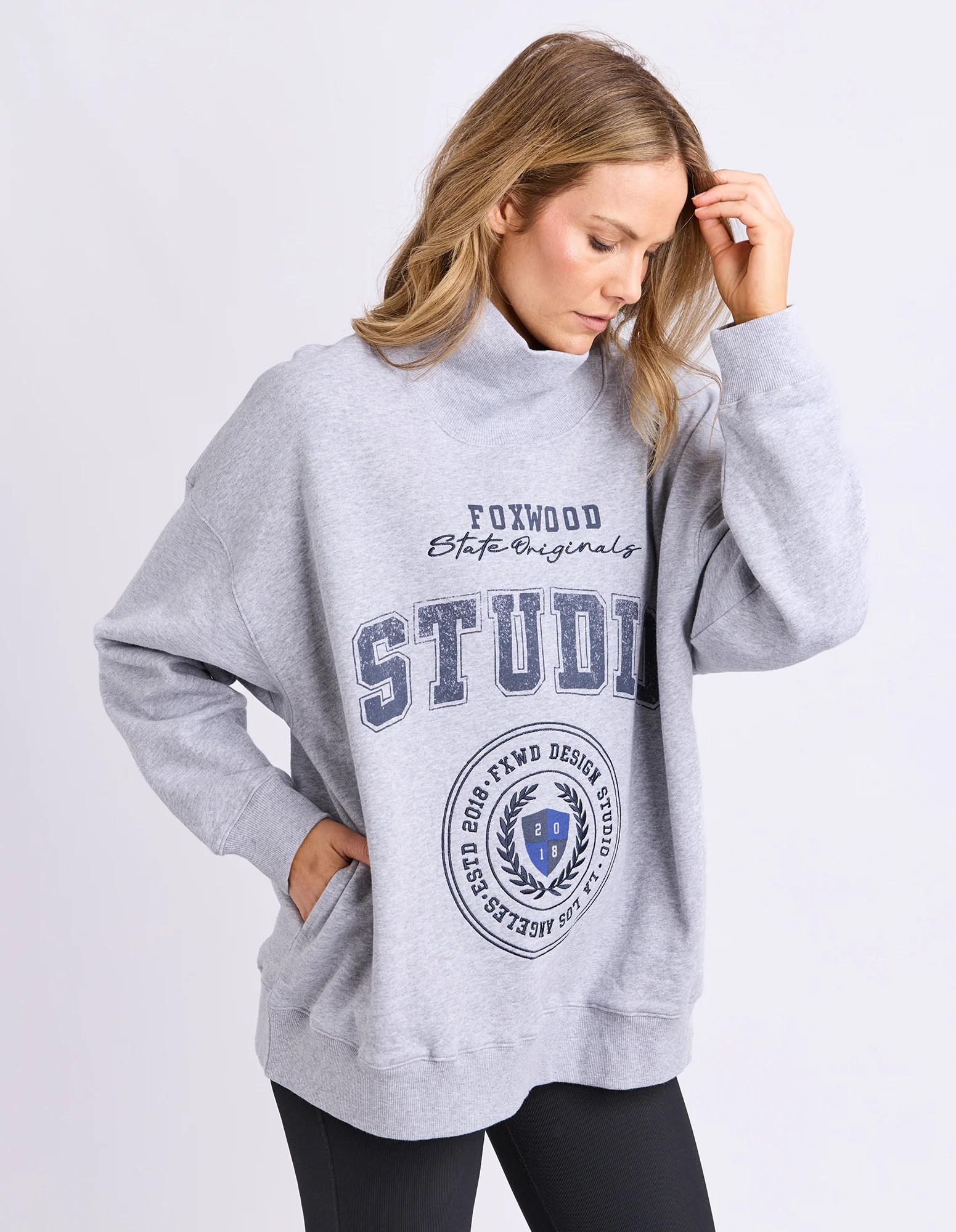Studio Mock Neck Crew Grey Marle - Image 5