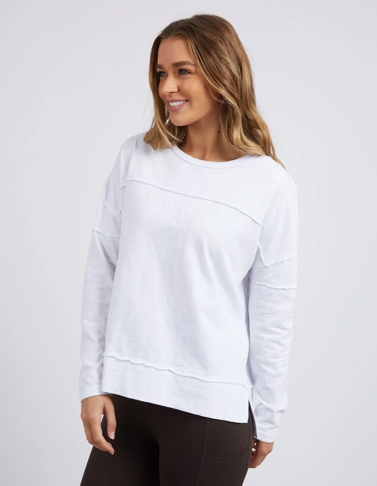 Throw On Tee White - Image 4