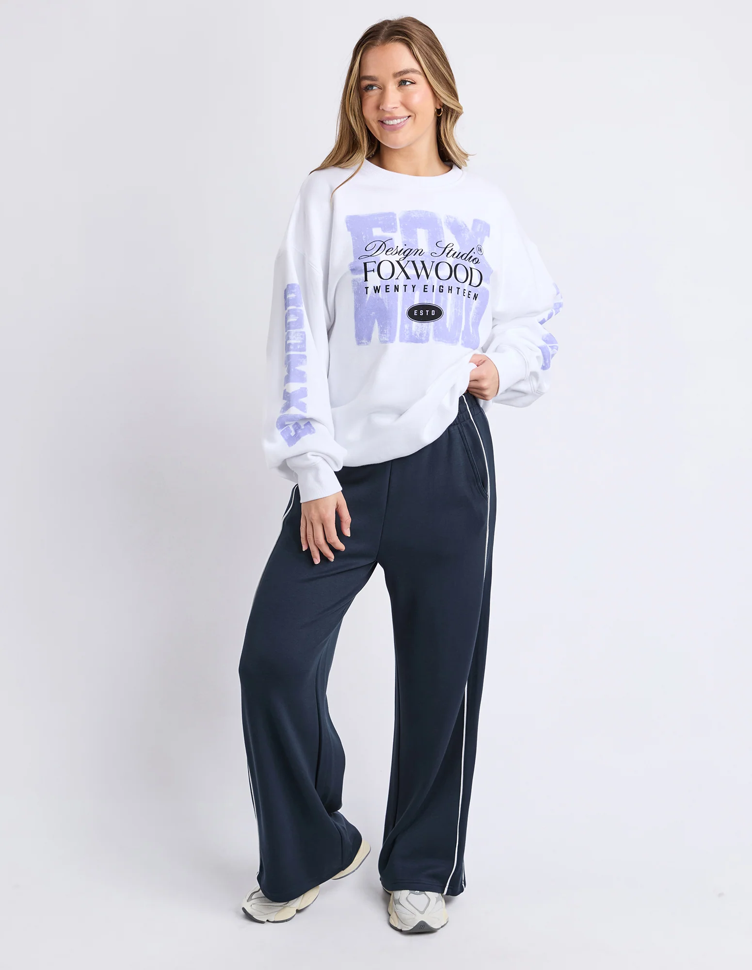 Workout Oversized Crew White - Image 3