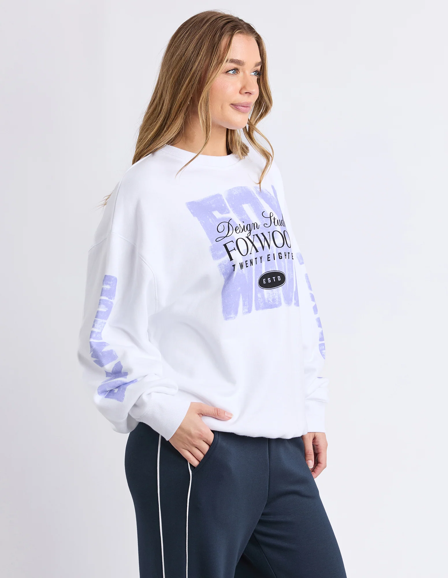 Workout Oversized Crew White - Image 5